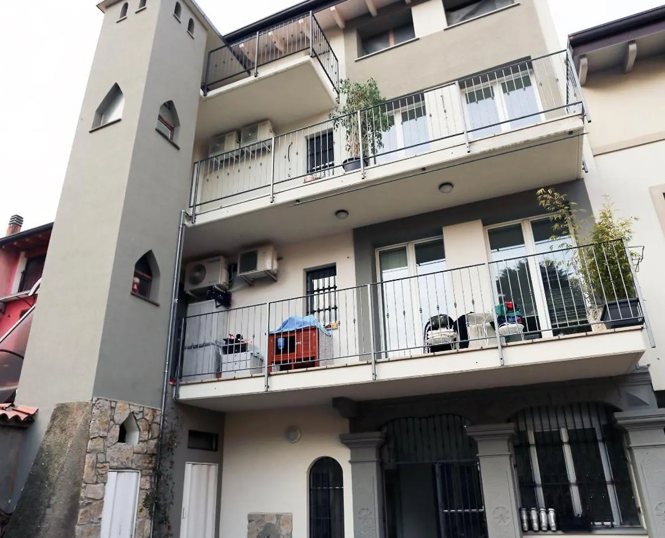 New Ulivo Apartment 2 세리아테 0*,
